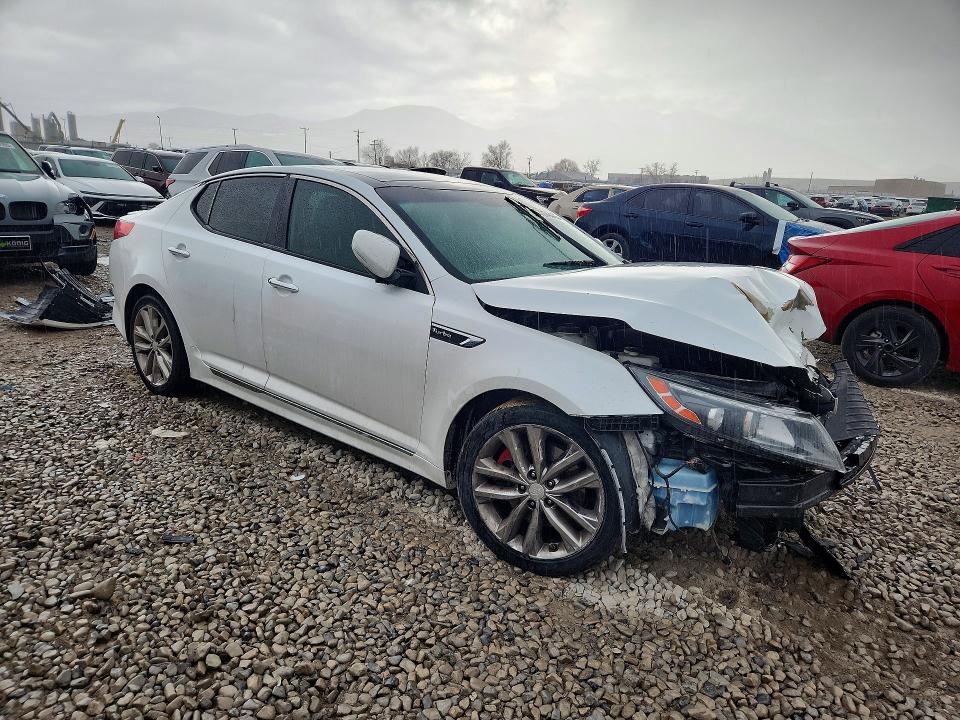 Photo 4 from auction – 2015 KIA OPTIMA with VIN 5XXGR4A64FG430149