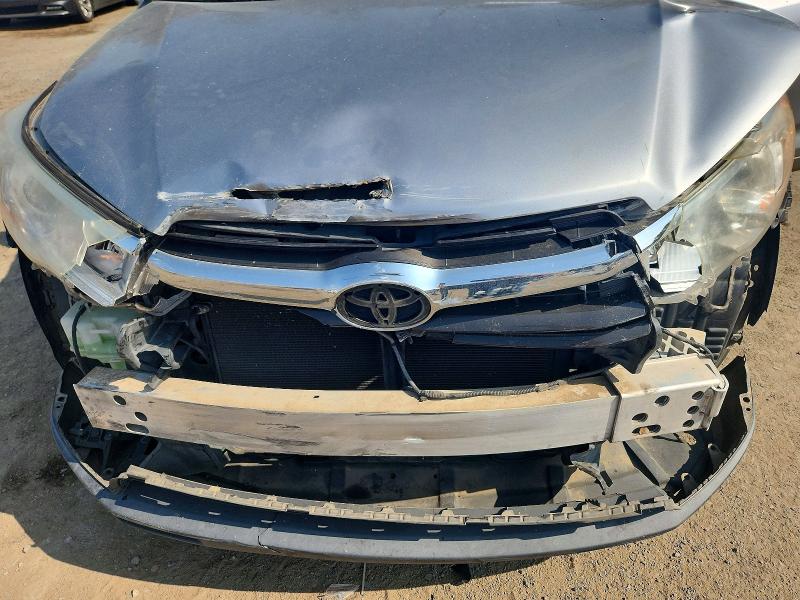 Photo 12 from auction – 2014 TOYOTA HIGHLANDER with VIN 5TDZKRFH2ES033587