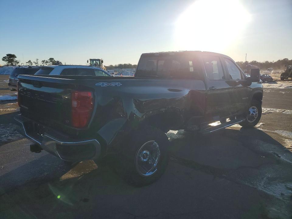 Photo 3 from auction – 2020 CHEVROLET SILVERADO with VIN 1GC4YTEY2LF282170