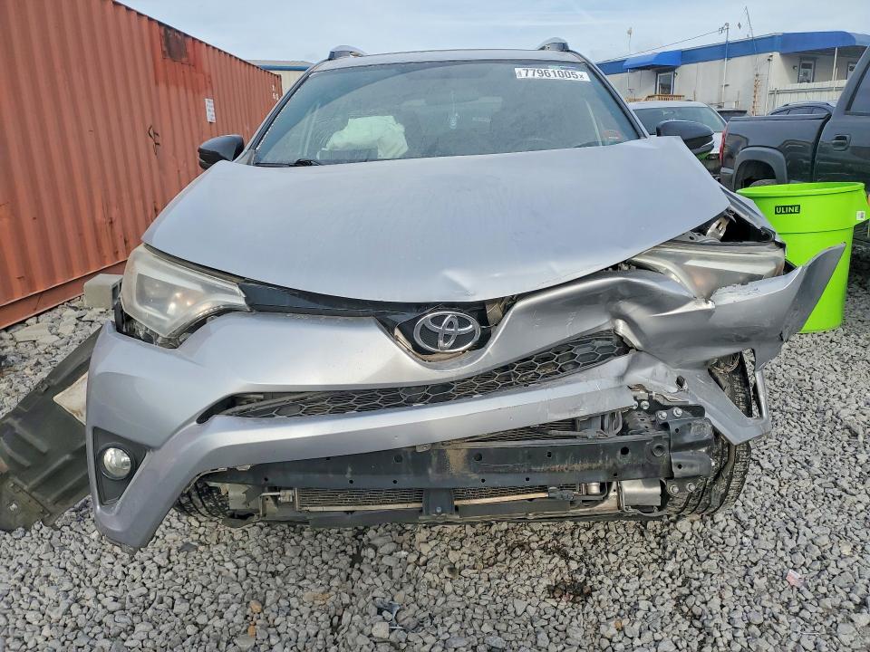 Photo 5 from auction – 2016 TOYOTA RAV4 with VIN 2T3NFREV2GW283052