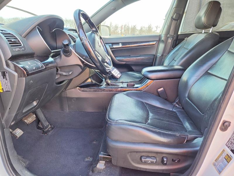 Photo 7 from auction – 2014 KIA SORENTO with VIN 5XYKW4A77EG451082