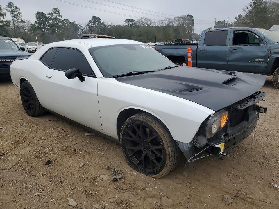 Photo 4 from auction – 2018 DODGE CHALLENGER with VIN 2C3CDZBT6JH204283