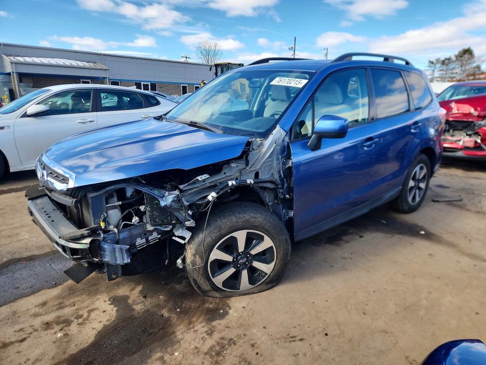 SUBARU FORESTER 2018 with VIN JF2SJAEC2JH432379 - Photo from auction