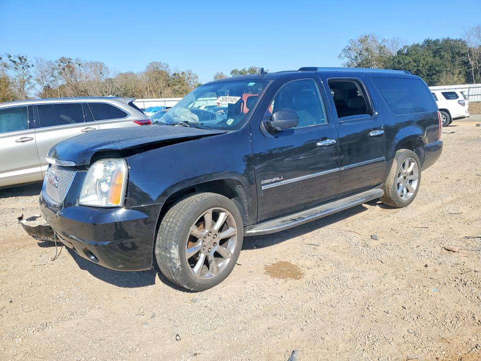 GMC YUKON XL 2014 with VIN 1GKS1MEF9ER243789 - Photo from auction