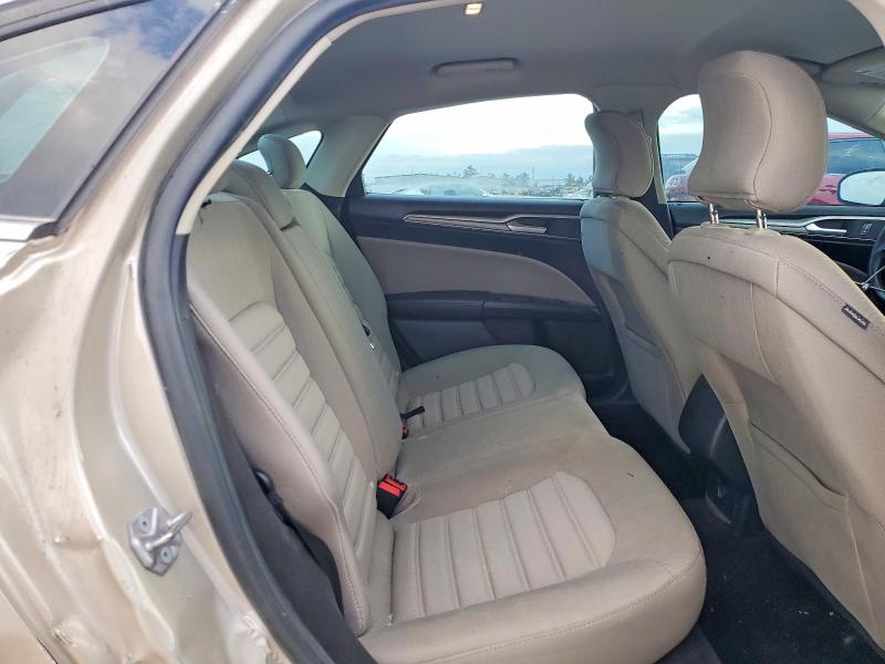 Photo 10 from auction – 2019 FORD FUSION with VIN 3FA6P0G70KR193865