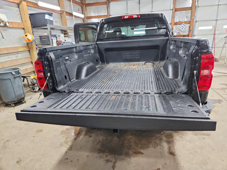 Photo 6 from auction – 2016 CHEVROLET SILVERADO with VIN 1GCVKREC1GZ409668
