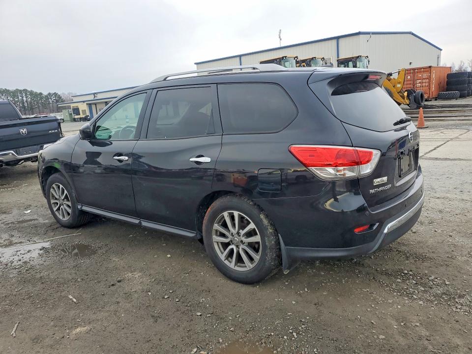 Photo 2 from auction – 2016 NISSAN PATHFINDER with VIN 5N1AR2MM5GC622441