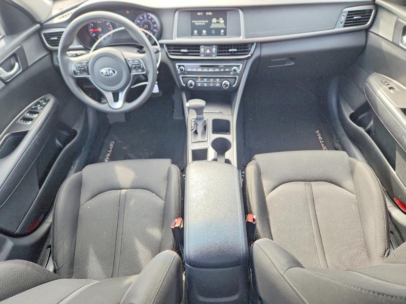 Photo 8 from auction – 2018 KIA OPTIMA with VIN 5XXGT4L37JG217063