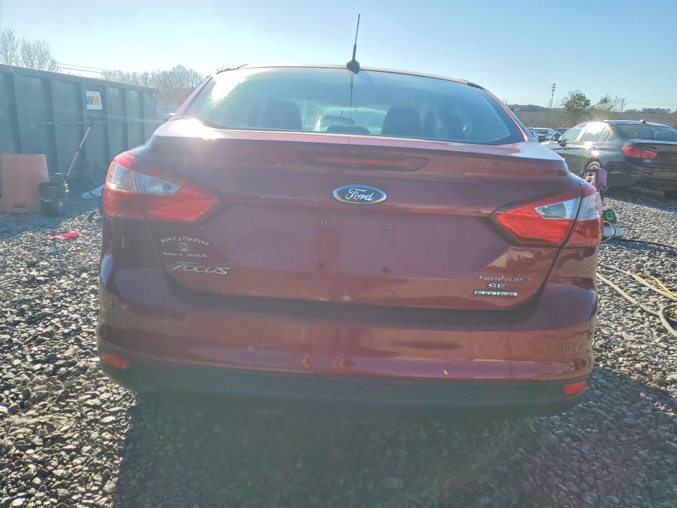 Photo 6 from auction – 2014 FORD FOCUS SE with VIN 1FADP3F22EL309309