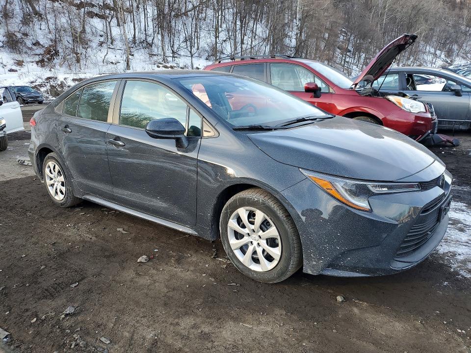 Photo 4 from auction – 2025 TOYOTA COROLLA with VIN 5YFB4MDE5SP279609