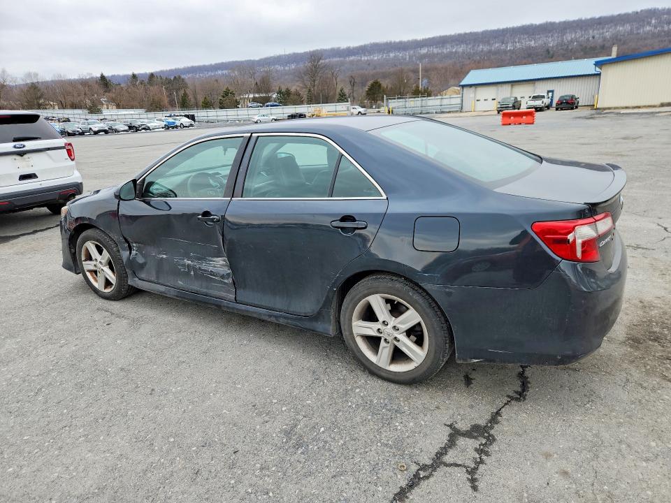 Photo 2 from auction – 2014 TOYOTA CAMRY with VIN 4T1BF1FK2EU404399