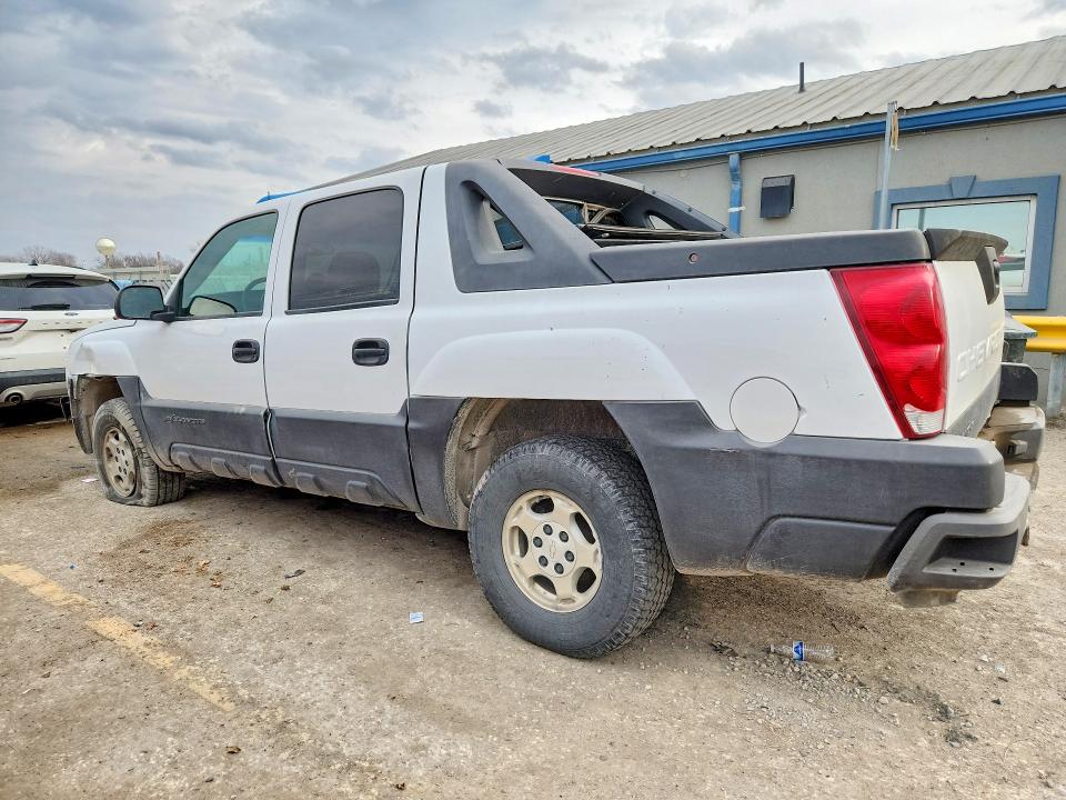 Photo 2 from auction – 2005 CHEVROLET AVALANCHE with VIN 3GNEC12Z55G284394