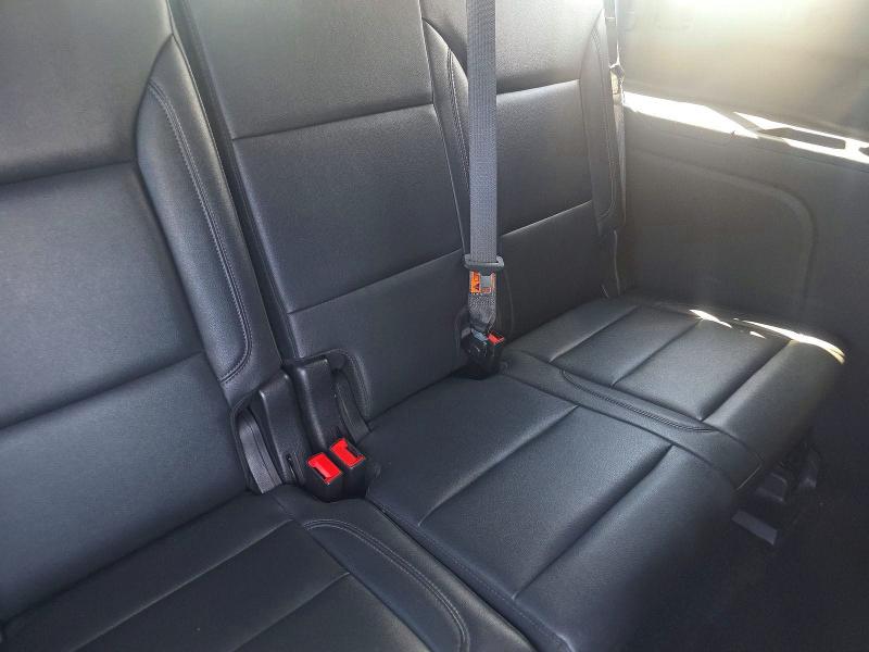 Photo 11 from auction – 2021 CHEVROLET SUBURBAN C with VIN 1GNSCCKD8MR171539