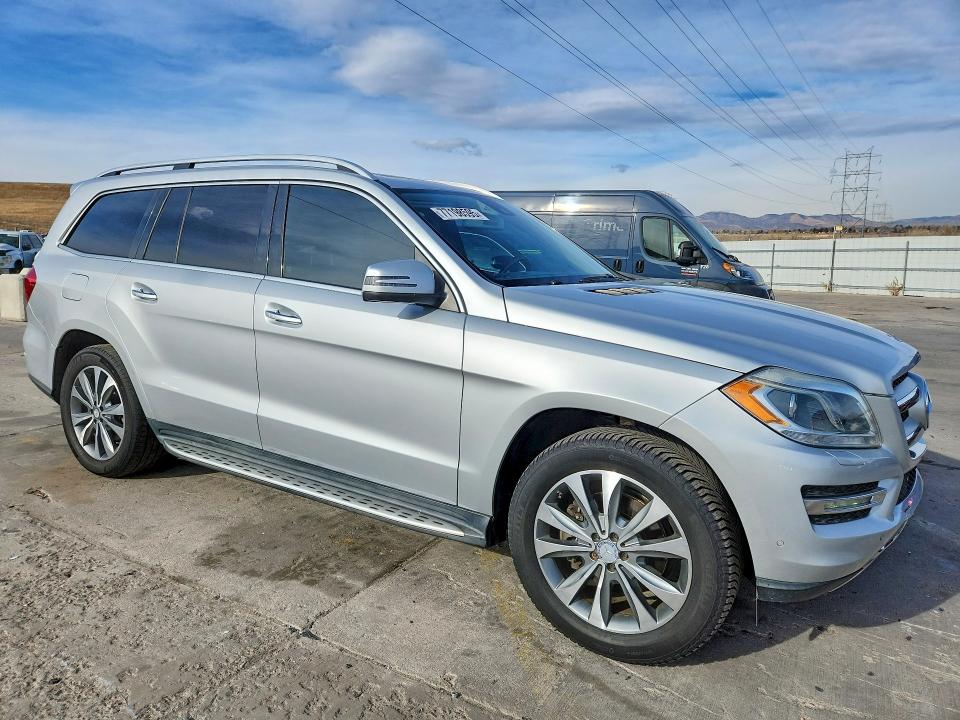 Photo 4 from auction – 2016 MERCEDES-BENZ GL 450 4MA with VIN 4JGDF6EE7GA668210