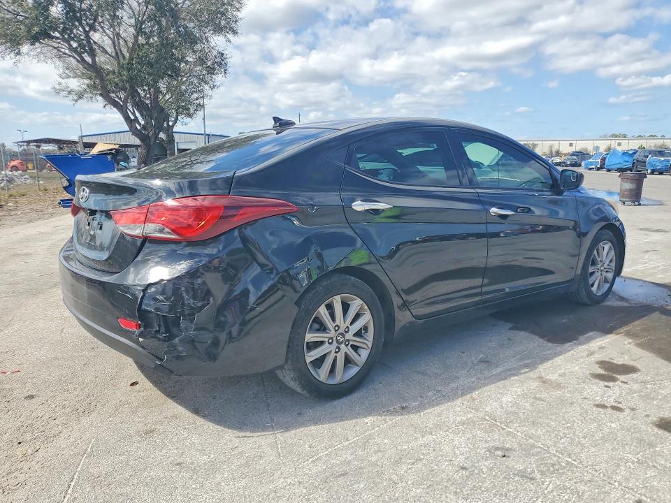 Photo 3 from auction – 2016 HYUNDAI ELANTRA with VIN 5NPDH4AE6GH775699