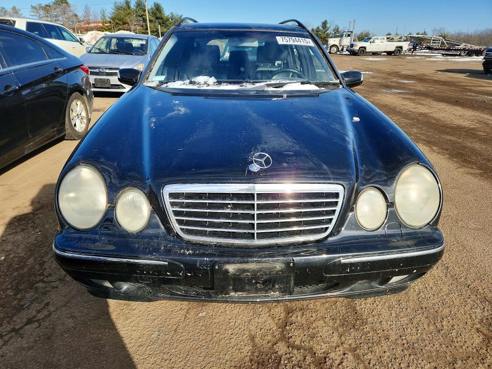 Photo 5 from auction – 2001 MERCEDES-BENZ E 320 4MAT with VIN WDBJH82J81X046765