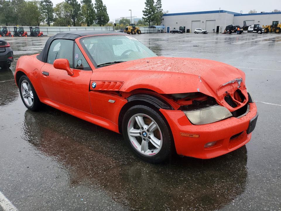 Photo 4 from auction – 2000 BMW Z3 with VIN 4USCH9348YLG05187