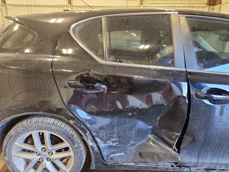 Photo 10 from auction – 2015 LEXUS CT 200 with VIN JTHKD5BH1F2219946