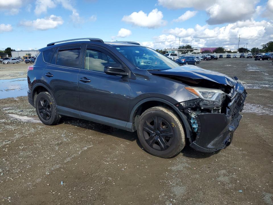 Photo 4 from auction – 2017 TOYOTA RAV4 with VIN JTMZFREV2HJ104283