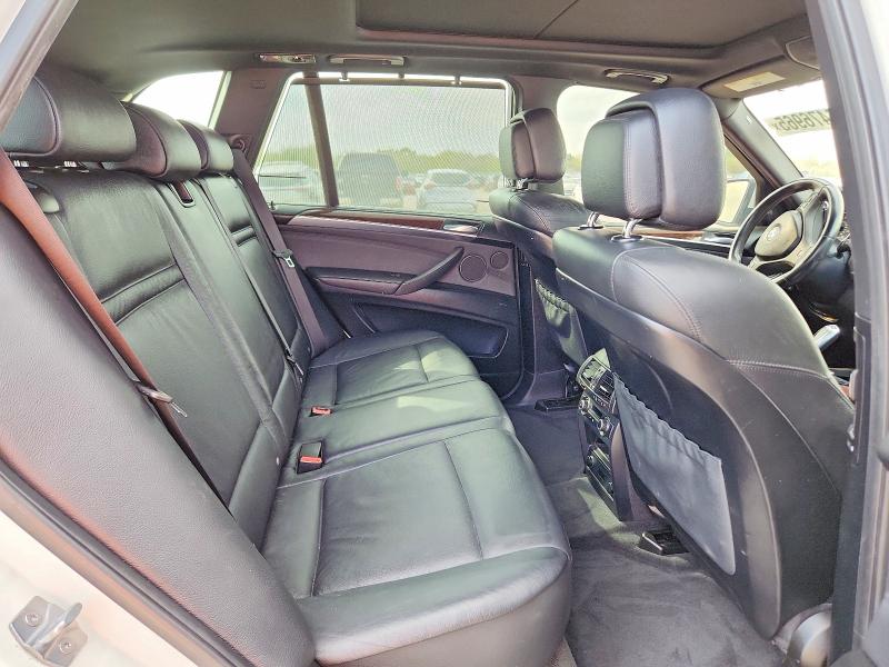Photo 11 from auction – 2013 BMW X5 with VIN 5UXZV8C54D0C15984