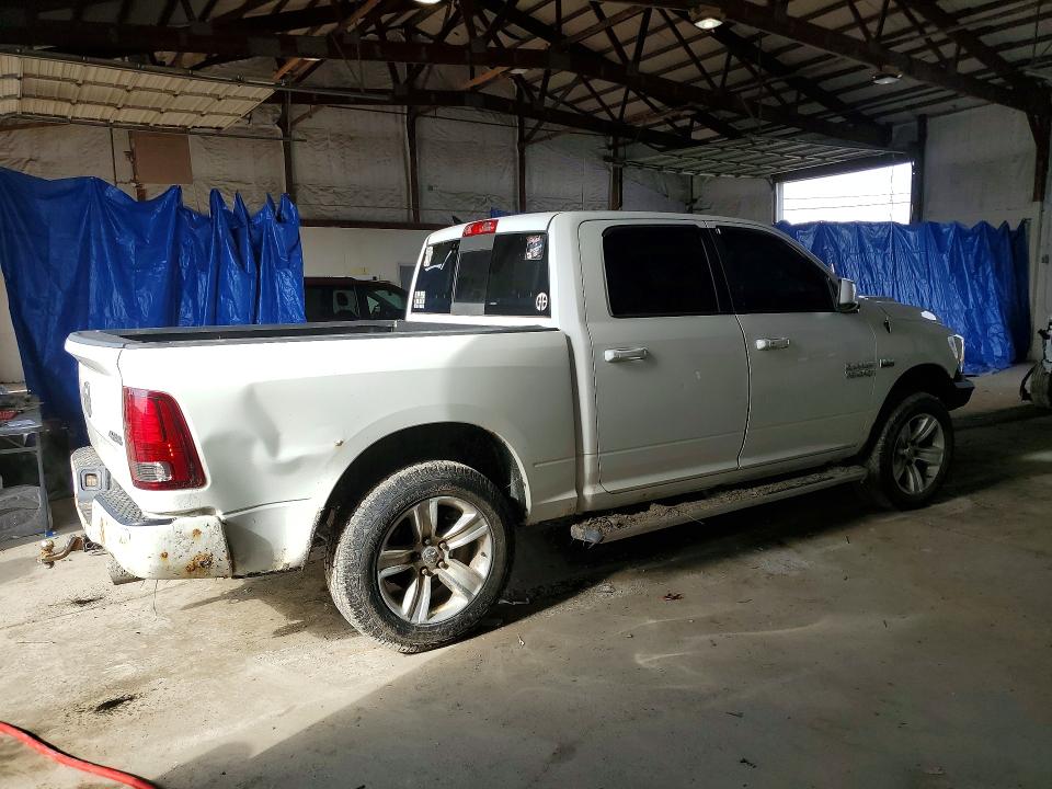 صورة رقم 3 من المزاد - 2015 RAM 1500 مع VIN 1C6RR7MT9FS698851