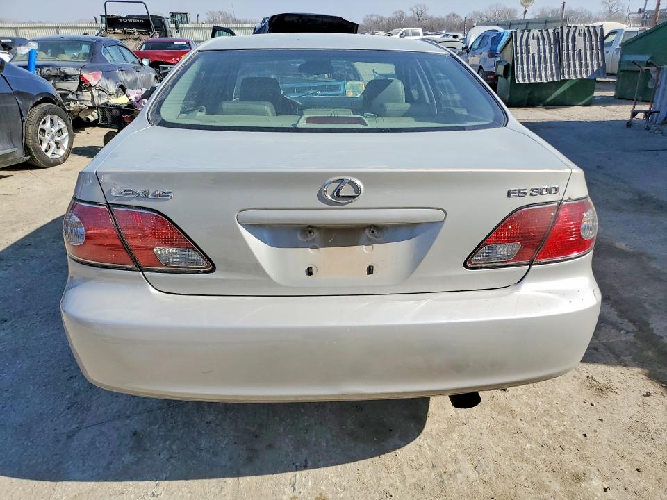 Photo 6 from auction – 2003 LEXUS ES with VIN JTHBF30G236014732