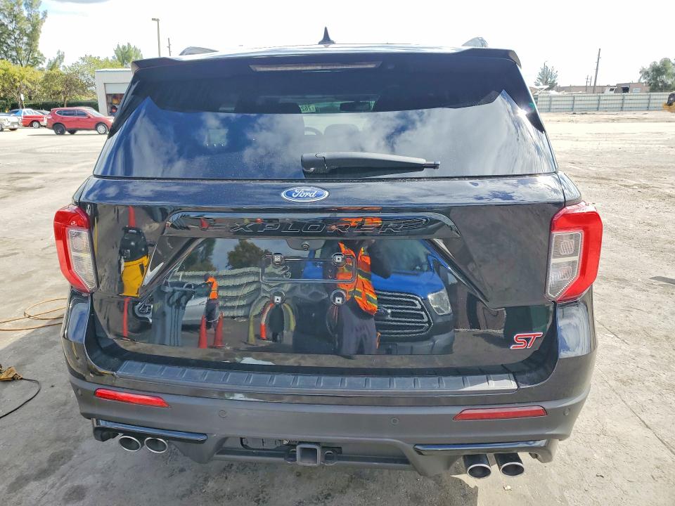 Photo 6 from auction – 2020 FORD EXPLORER S with VIN 1FM5K8GC4LGC86490