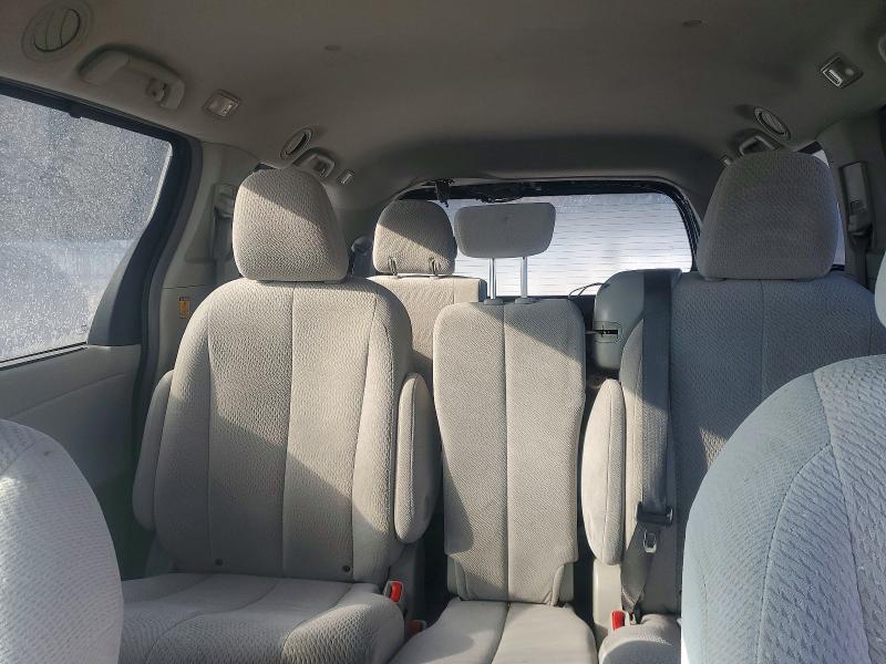 Photo 10 from auction – 2013 TOYOTA SIENNA with VIN 5TDKK3DC9DS389457