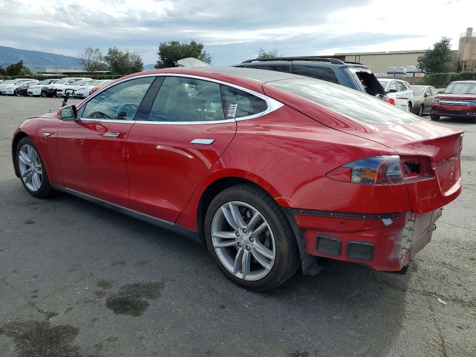 Photo 2 from auction – 2015 TESLA MODEL S with VIN 5YJSA1E23FF101808