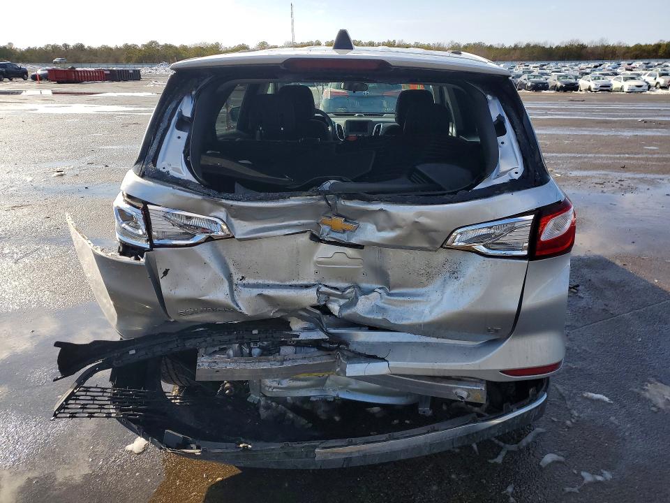 Photo 6 from auction – 2019 CHEVROLET EQUINOX with VIN 3GNAXKEV7KS550606