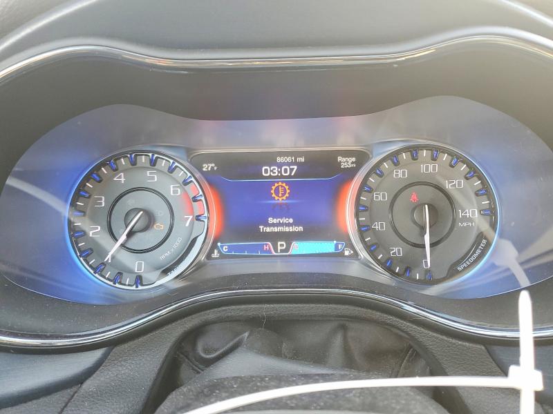 Photo 9 from auction – 2015 CHRYSLER 200 with VIN 1C3CCCBBXFN750350