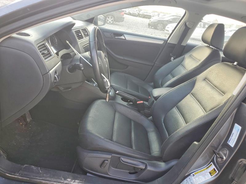 Photo 7 from auction – 2014 VOLKSWAGEN JETTA with VIN 3VWD07AJ1EM326392