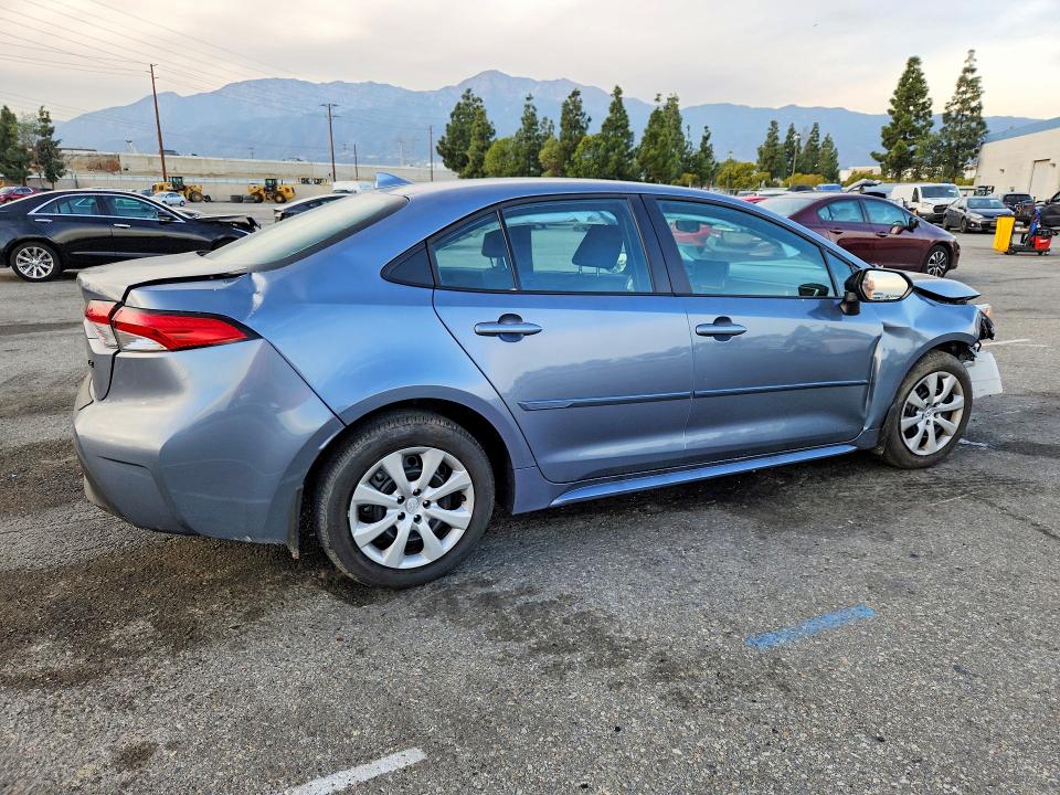 Photo 3 from auction – 2025 TOYOTA COROLLA with VIN 5YFB4MDE7SP315199