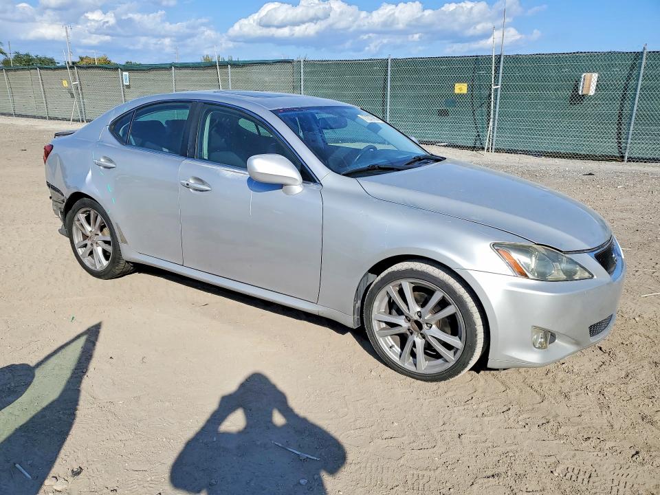 Photo 4 from auction – 2006 LEXUS IS 250 with VIN JTHBK262762017865