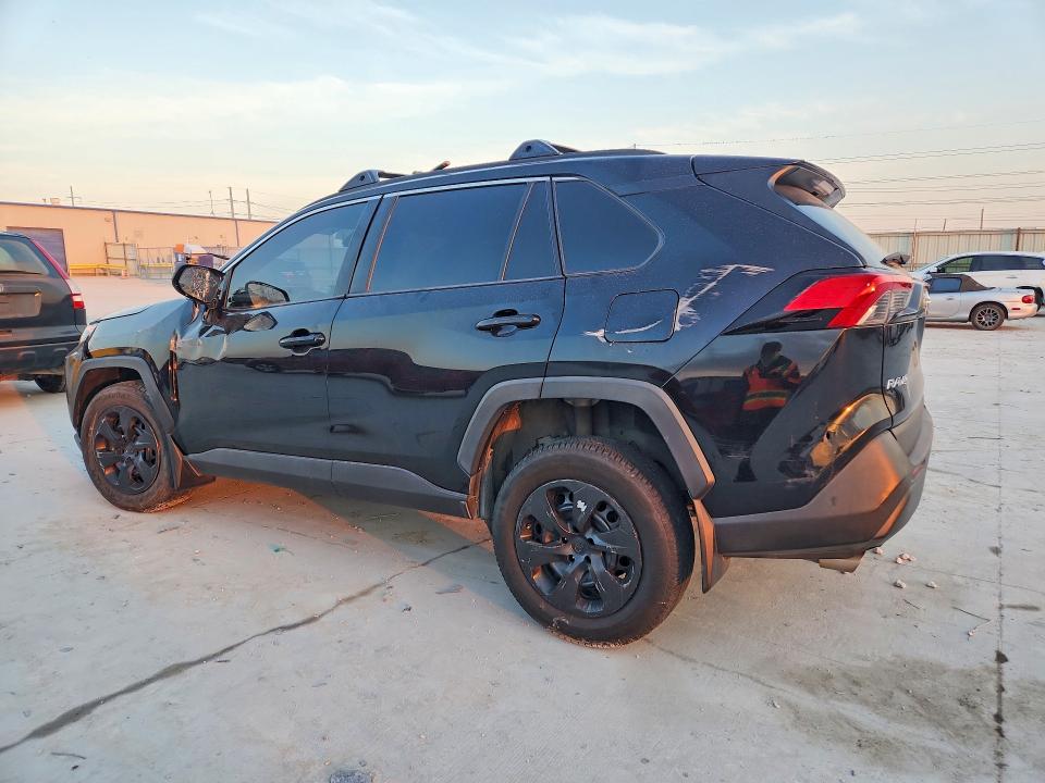 Photo 2 from auction – 2021 TOYOTA RAV4 LE with VIN 2T3K1RFV2MC091420