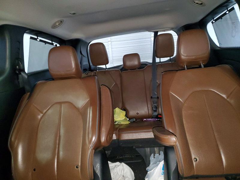 Photo 10 from auction – 2018 CHRYSLER PACIFICA with VIN 2C4RC1N78JR213053