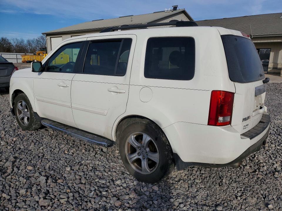 Photo 2 from auction – 2012 HONDA PILOT with VIN 5FNYF4H77CB005244