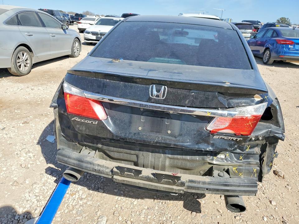 Photo 6 from auction – 2015 HONDA ACCORD with VIN 1HGCR2F57FA233492