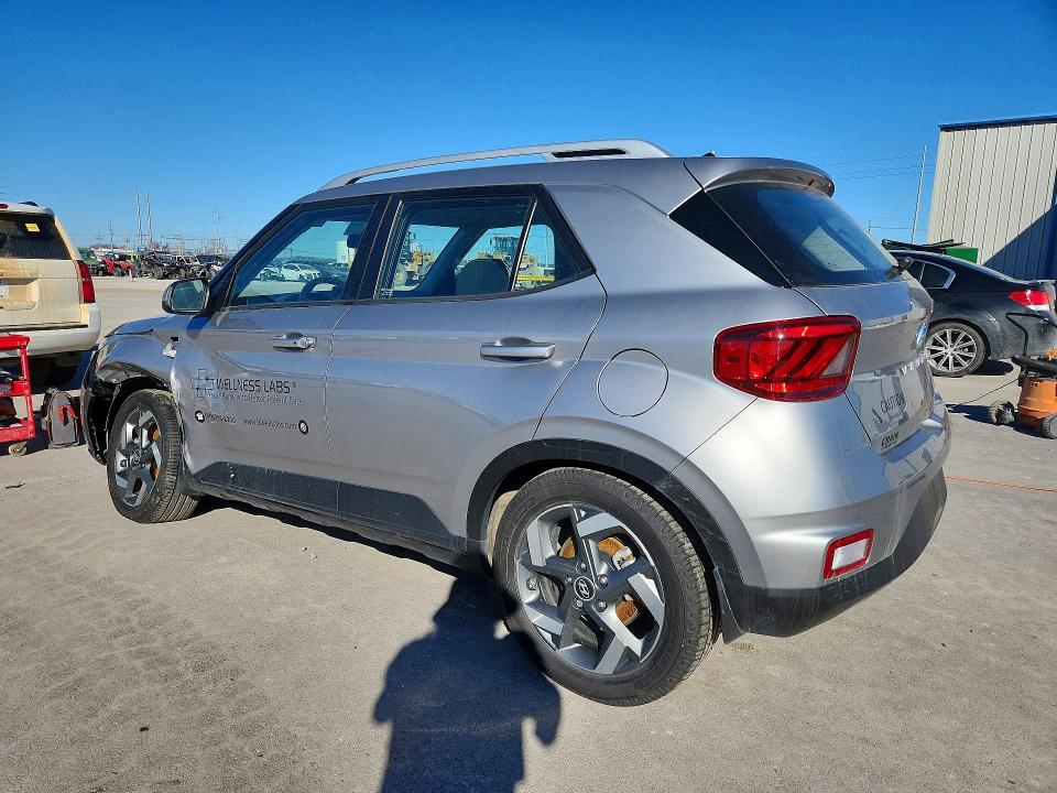Photo 2 from auction – 2024 HYUNDAI VENUE with VIN KMHRC8A30RU293034