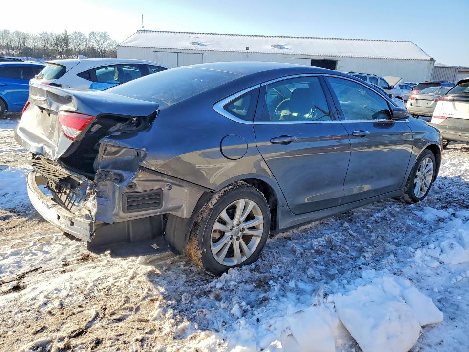 Photo 3 from auction – 2016 CHRYSLER 200 LIMITE with VIN 1C3CCCAB6GN149987