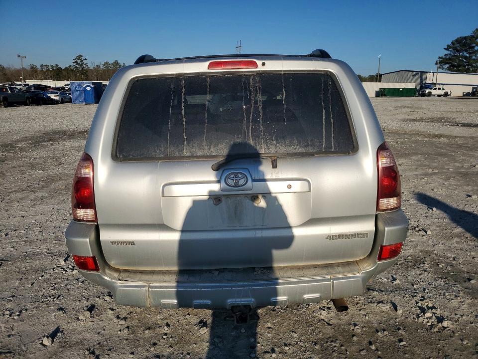 Photo 6 from auction – 2005 TOYOTA 4RUNNER SR with VIN JTEZU14R050053147