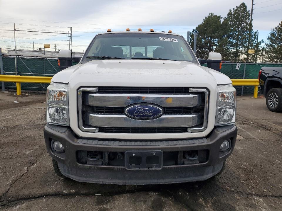 Photo 5 from auction – 2015 FORD F350 SUPER with VIN 1FT8W3BT8FED71834
