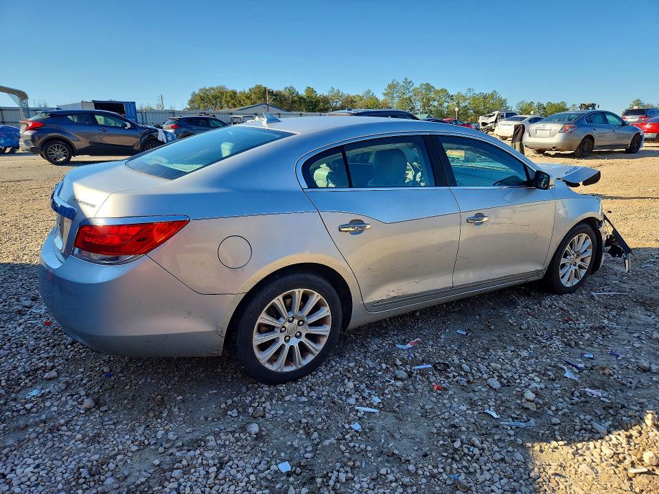 Photo 3 from auction – 2013 BUICK LACROSSE with VIN 1G4GC5E37DF299815