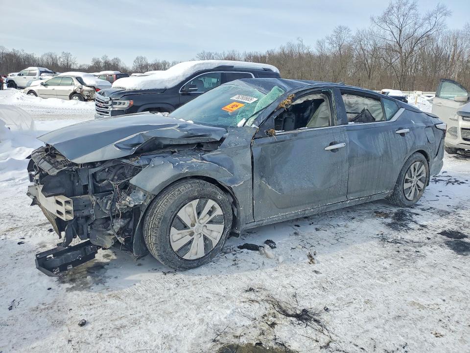 NISSAN ALTIMA 2020 with VIN 1N4BL4BV1LC175964 - Photo from auction