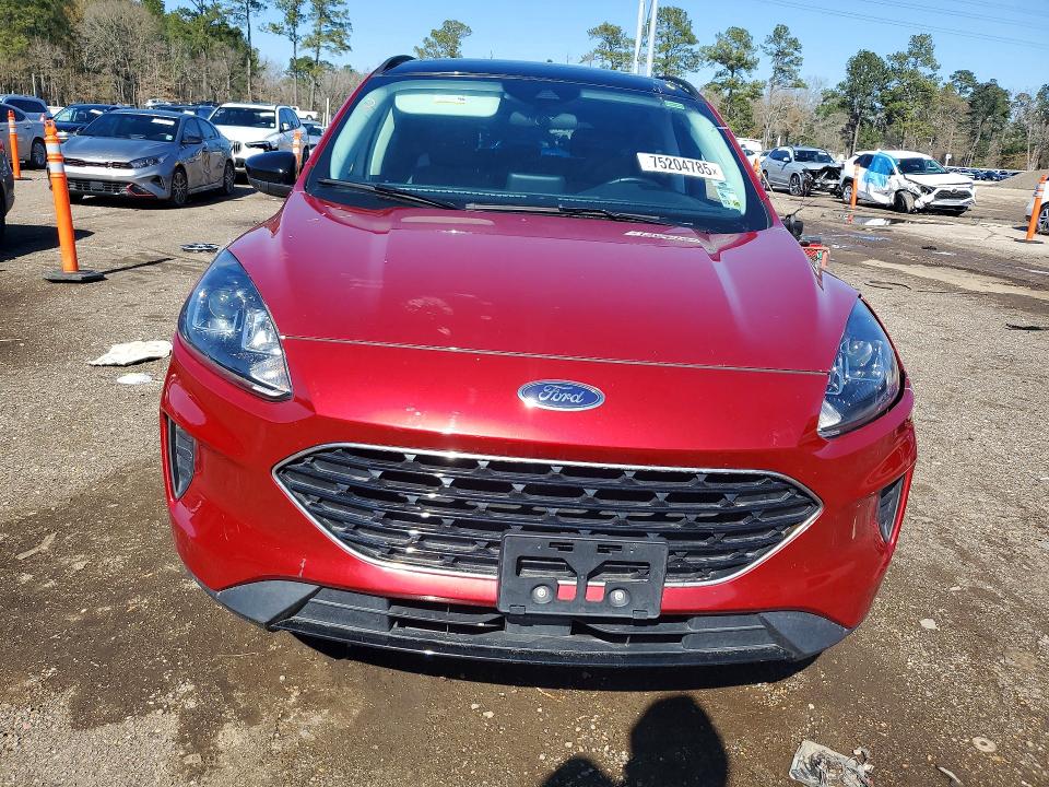 Photo 5 from auction – 2022 FORD ESCAPE with VIN 1FMCU0G61NUC00828