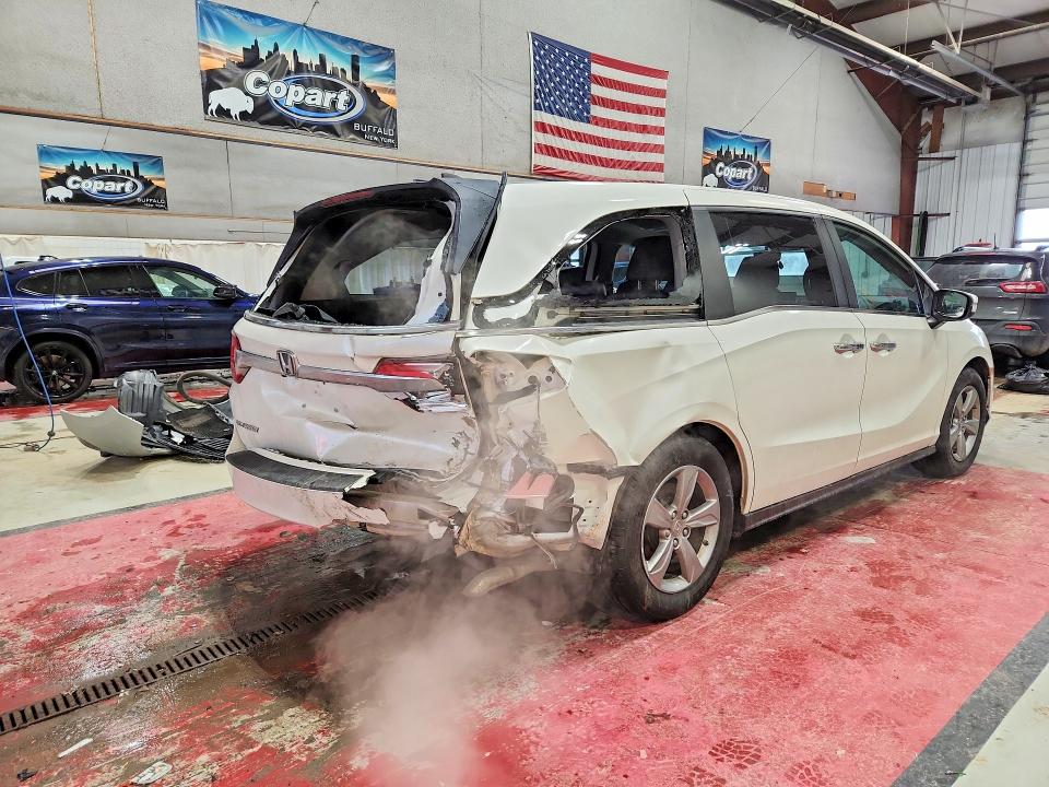 Photo 3 from auction – 2018 HONDA ODYSSEY EX with VIN 5FNRL6H7XJB009410
