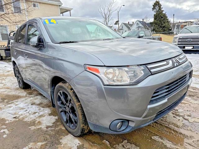 MITSUBISHI OUTLANDER 2014 with VIN JA4AD3A36EZ004005 - Photo from auction