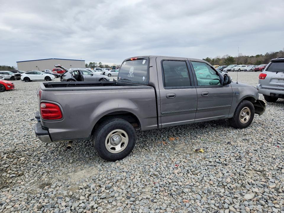 Photo 3 from auction – 2002 FORD F150 with VIN 1FTRW07662KA85322