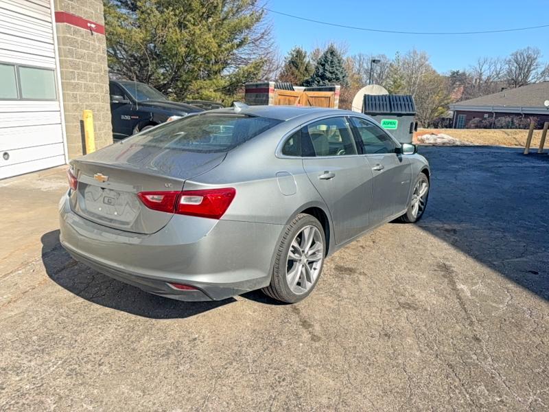 Photo 4 from auction – 2023 CHEVROLET MALIBU with VIN 1G1ZD5ST2PF234284