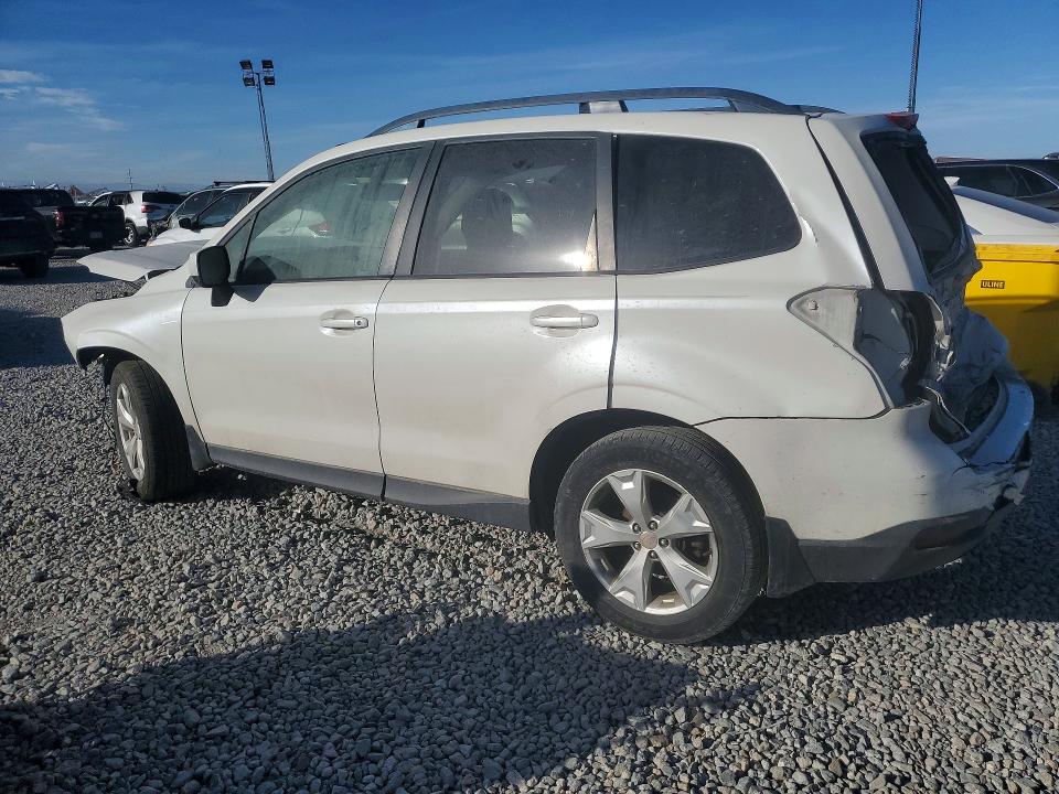 Photo 2 from auction – 2015 SUBARU FORESTER 2 with VIN JF2SJAFC7FH488016